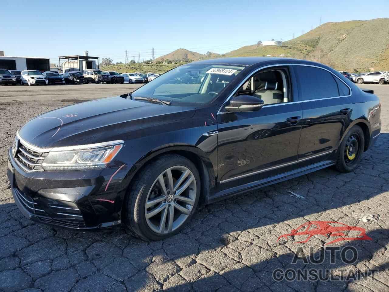 VOLKSWAGEN PASSAT 2017 - 1VWDT7A35HC042620