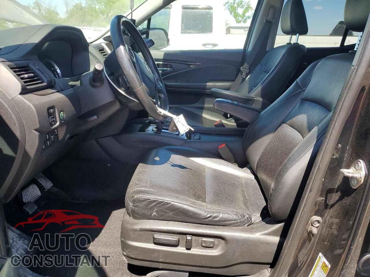 HONDA RIDGELINE 2018 - 5FPYK3F72JB009361