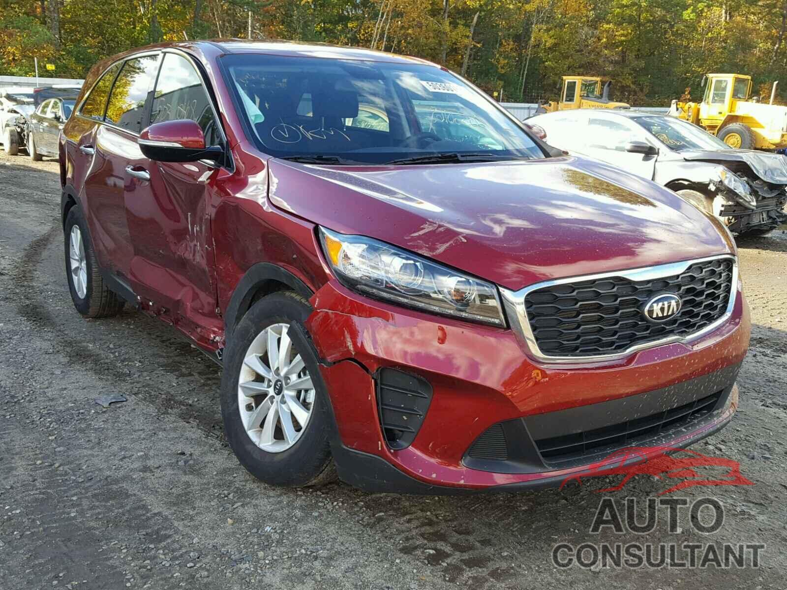 KIA SORENTO LX 2019 - 5XYPG4A59KG483349