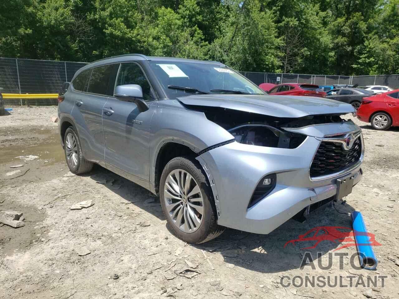 TOYOTA HIGHLANDER 2021 - 5TDFARAH3MS005986