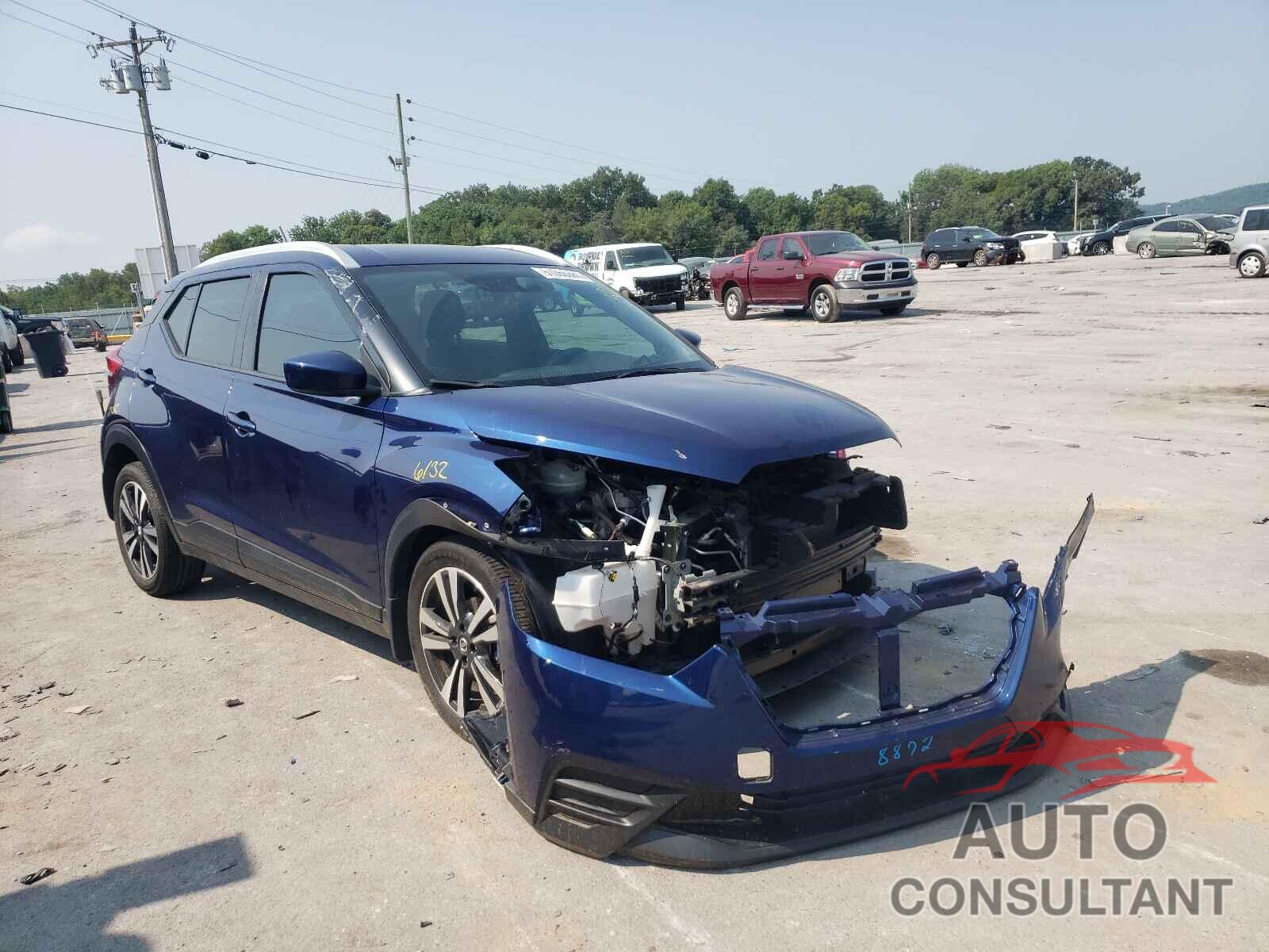NISSAN KICKS 2018 - 3N1CP5CU8JL530227
