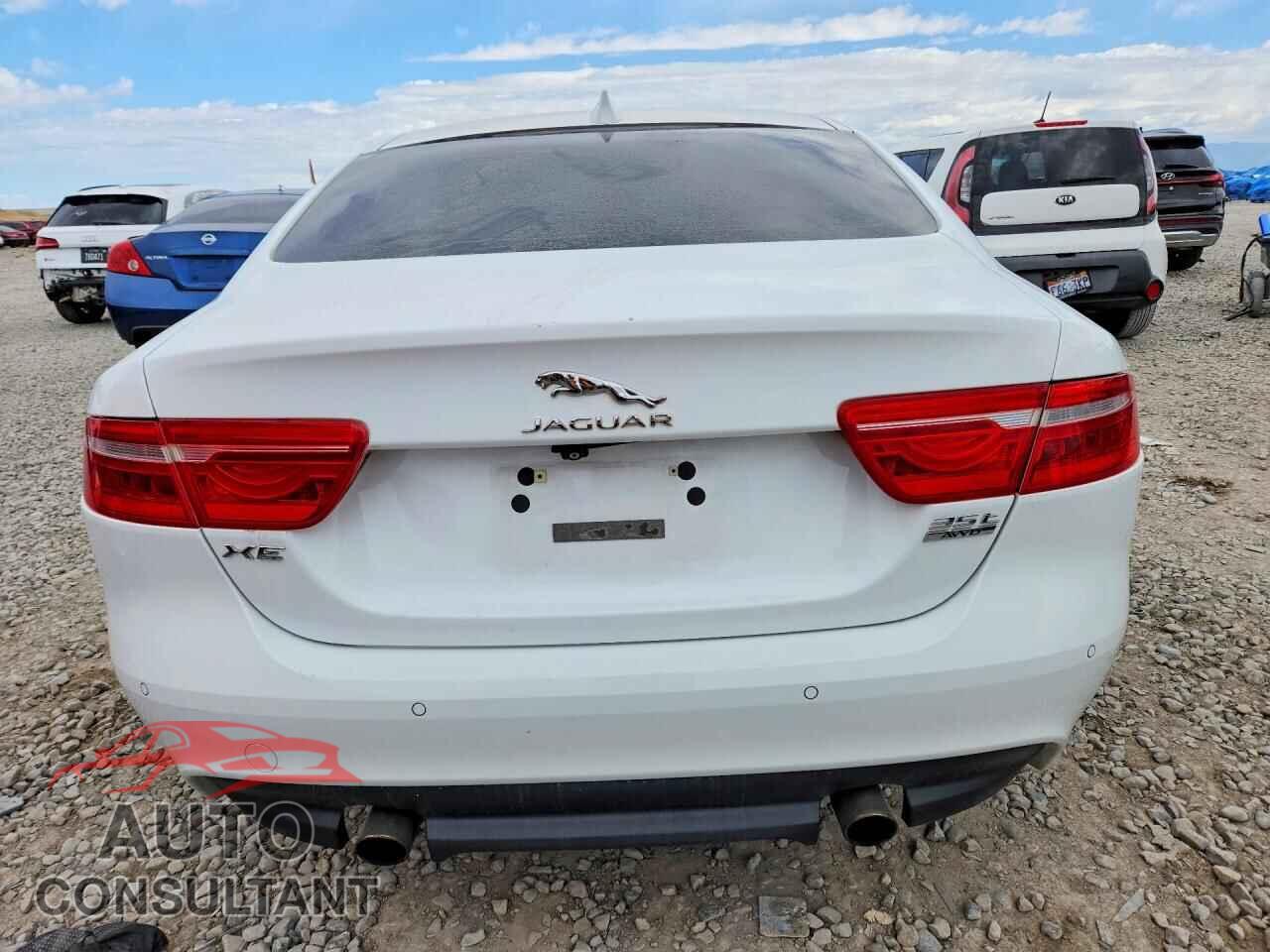 JAGUAR XE 2017 - SAJAJ4BV8HA964239
