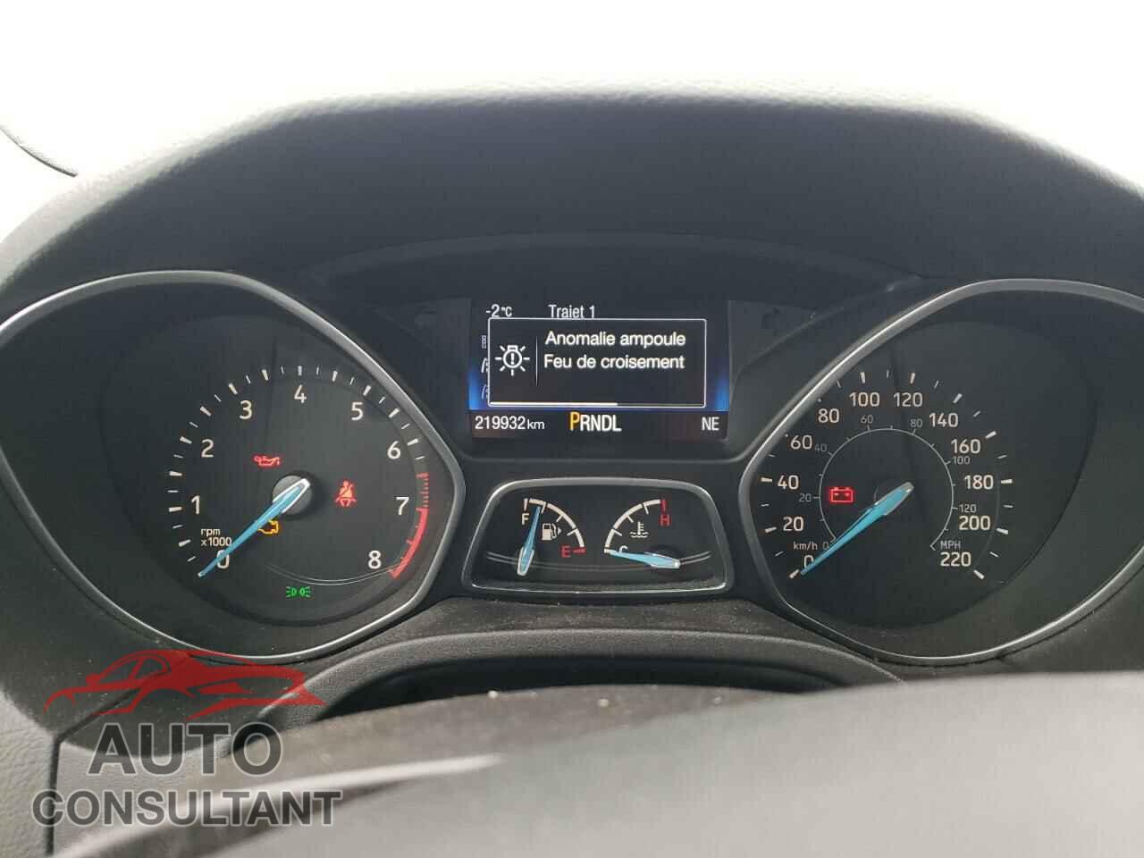FORD FOCUS 2015 - 1FADP3K25FL211687