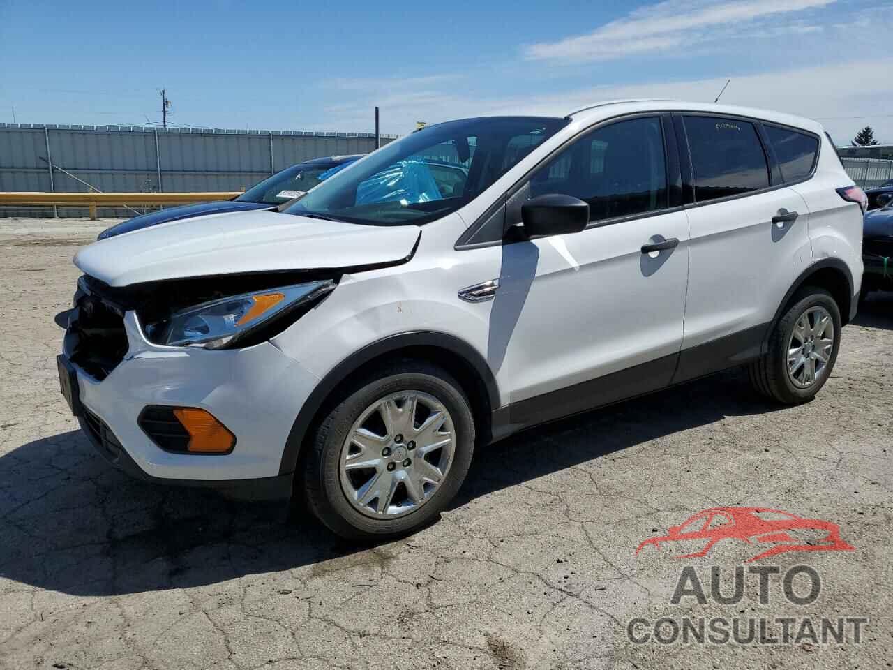 FORD ESCAPE 2017 - 1FMCU0F71HUC68089