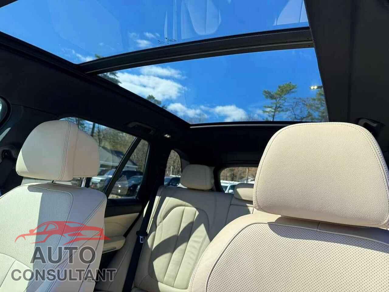 BMW X5 2022 - 5UXTA6C04N9L68224
