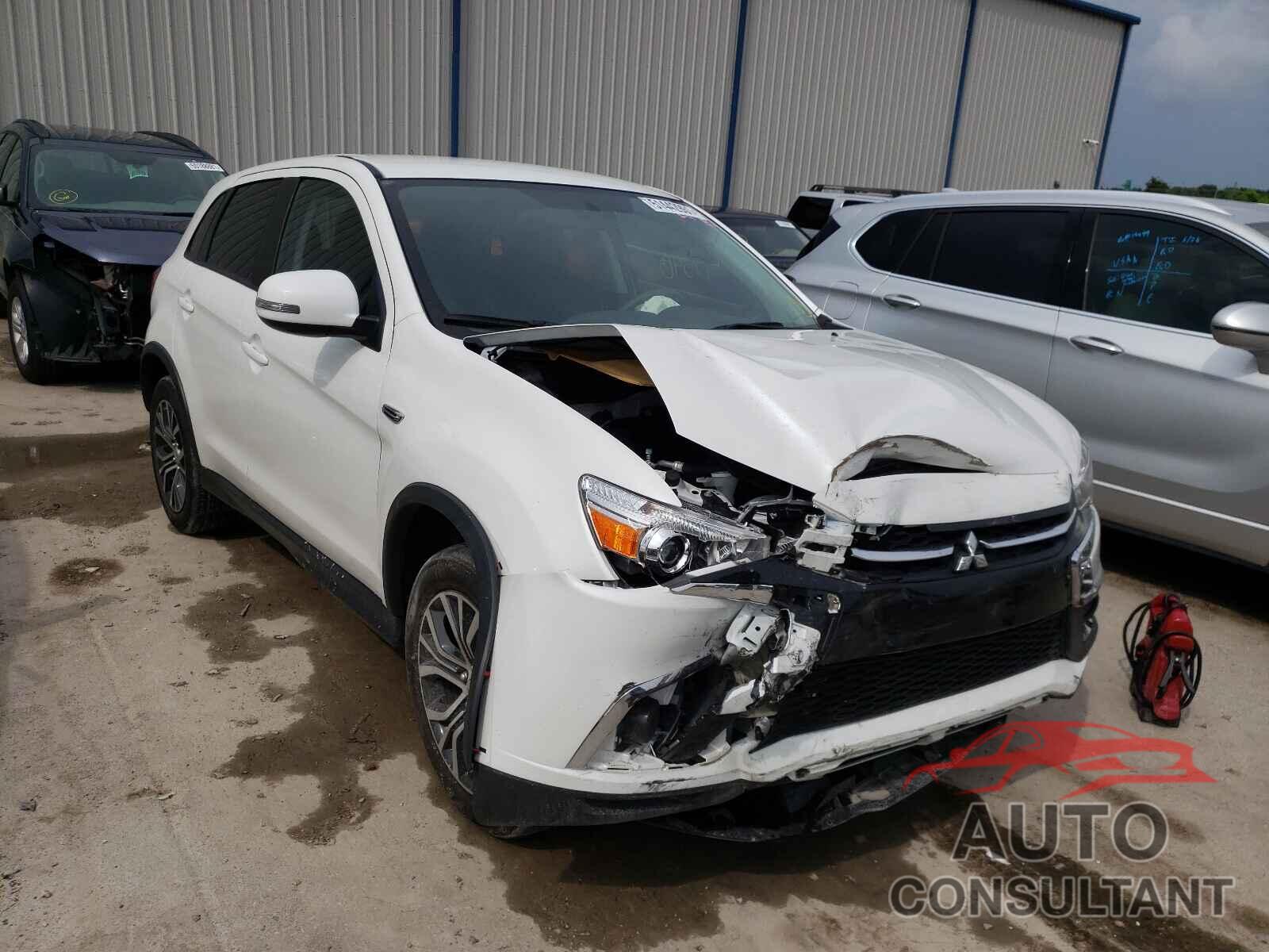 MITSUBISHI OUTLANDER 2018 - JA4AP3AU8JZ014707