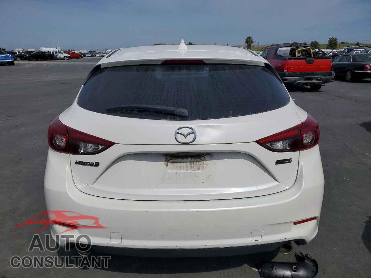 MAZDA 3 2017 - JM1BN1M30H1135019