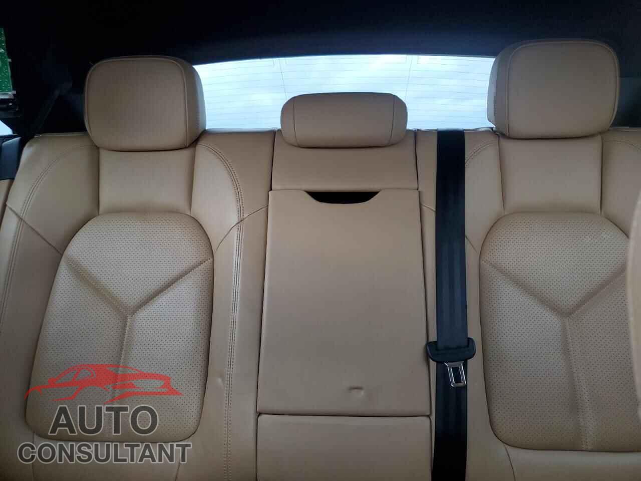 PORSCHE MACAN 2017 - WP1AA2A57HLB04159