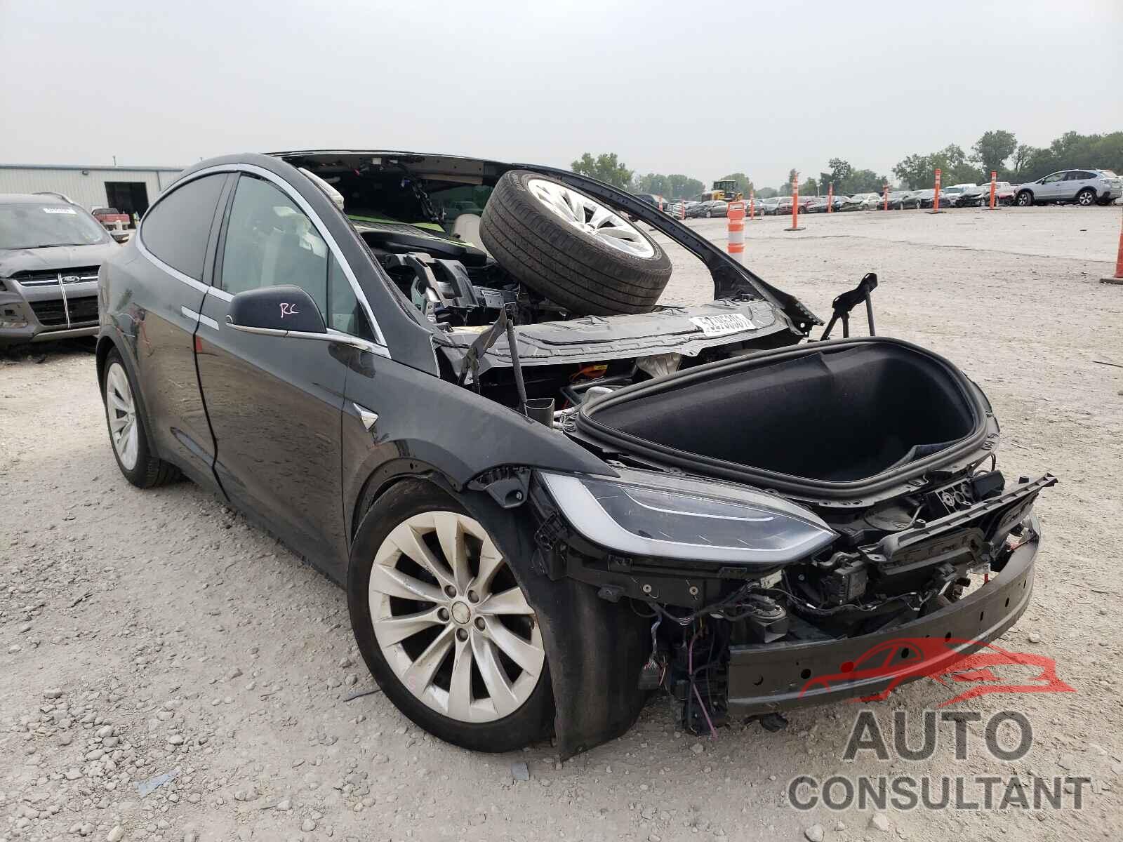 TESLA MODEL X 2018 - 5YJXCDE20JF103588