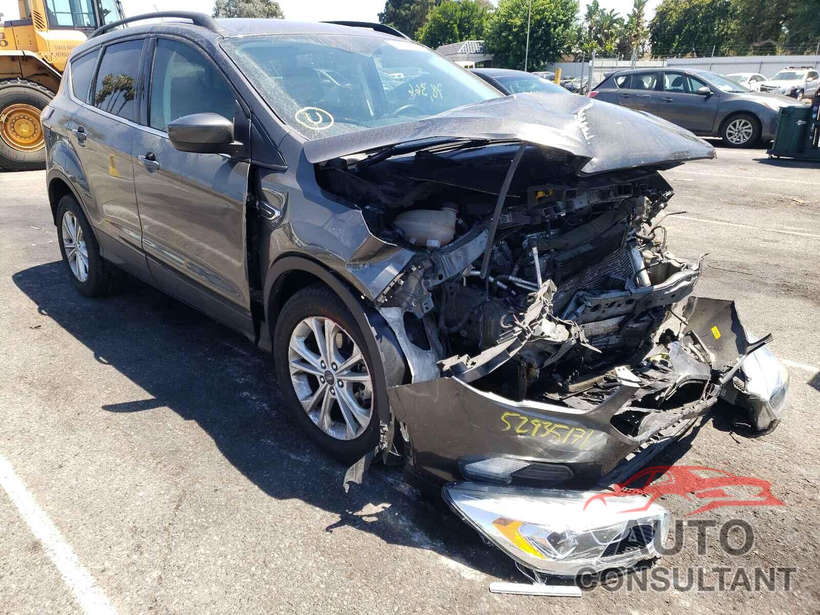 FORD ESCAPE 2017 - 1FMCU0GD5HUA89252