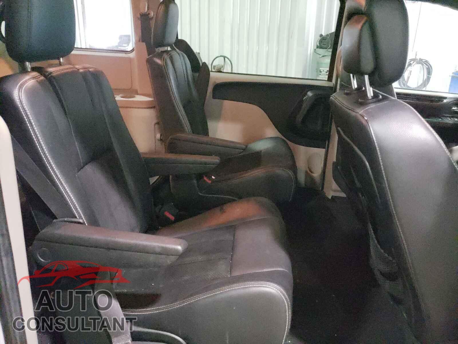 DODGE GRAND CARA 2017 - 2C4RDGCG7HR800406