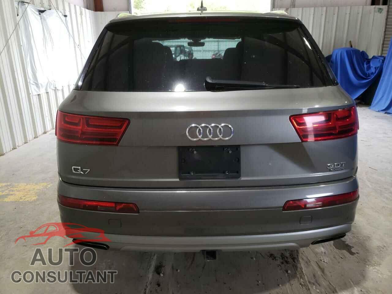 AUDI Q7 2017 - WA1VAAF73HD002921