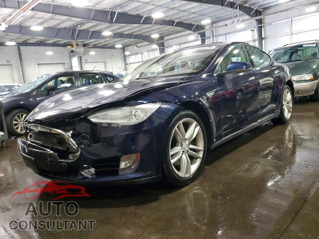 TESLA MODEL S 2013 - 5YJSA1CN4DFP08570