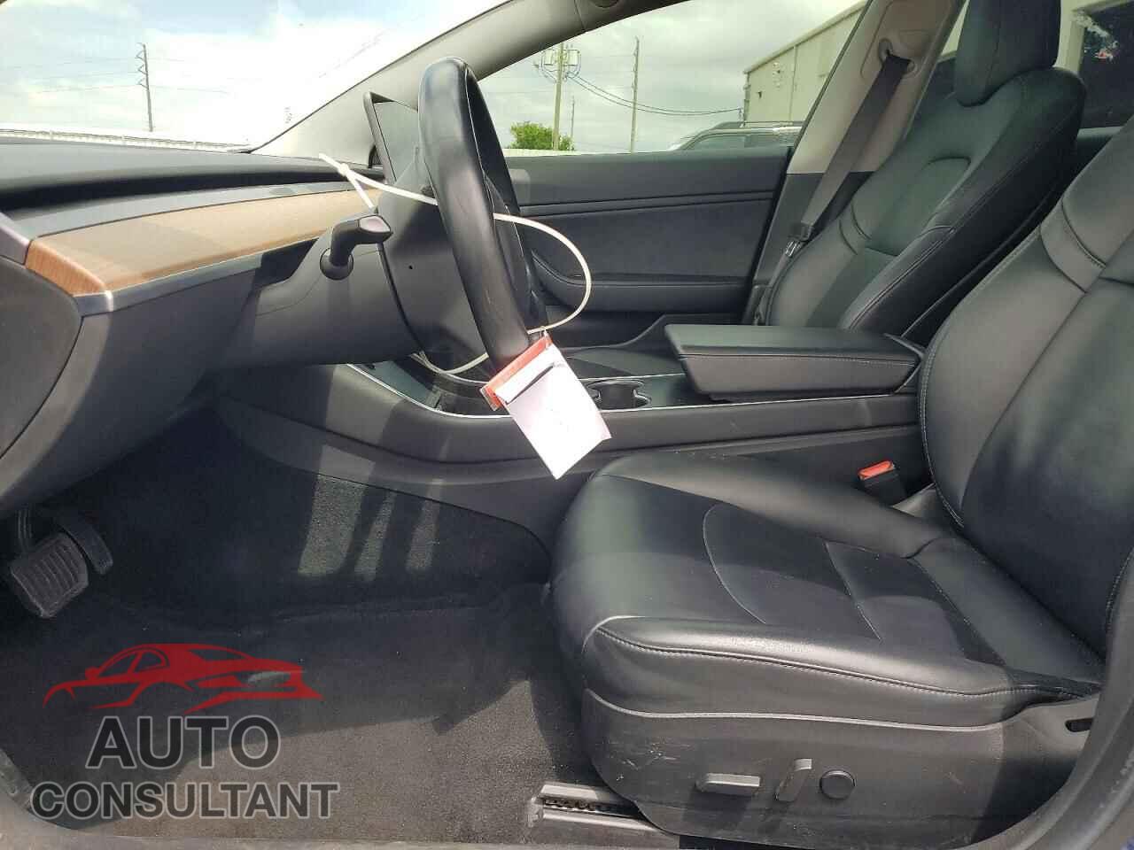 TESLA MODEL 3 2018 - 5YJ3E1EA0JF005580