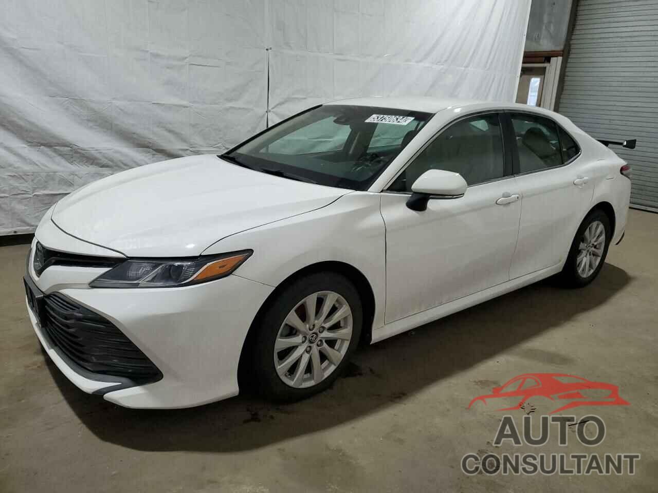 TOYOTA CAMRY 2018 - 4T1B11HK4JU642468