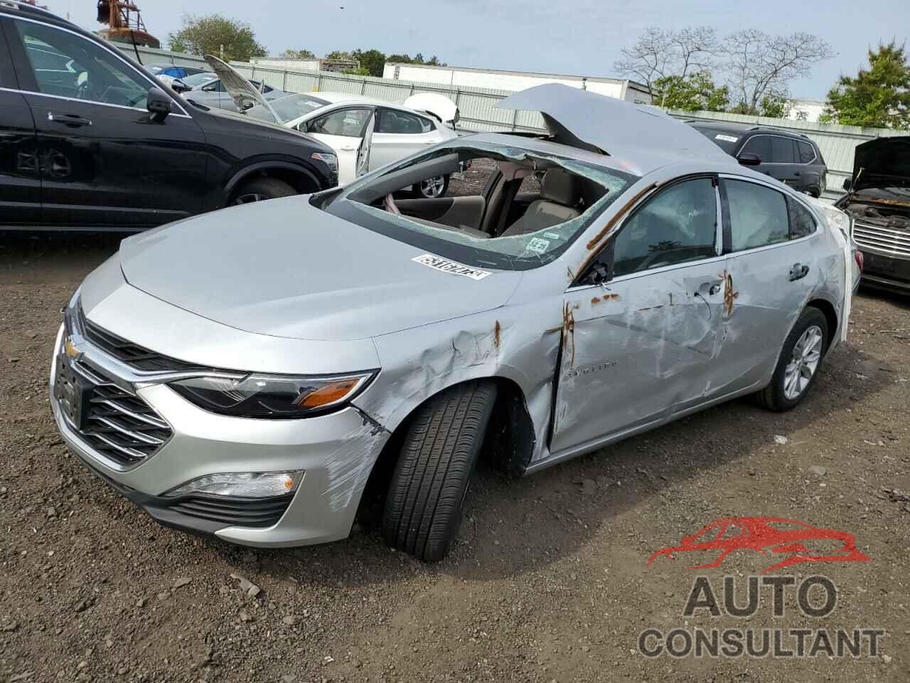 CHEVROLET MALIBU 2021 - 1G1ZD5ST8MF022887