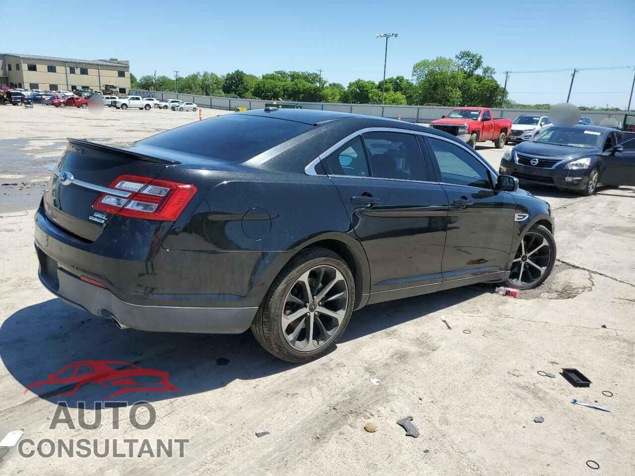 FORD TAURUS 2015 - 1FAHP2E89FG159050