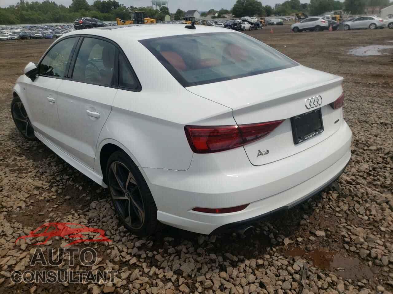 AUDI A3 2020 - WAUBEGFF0LA096223