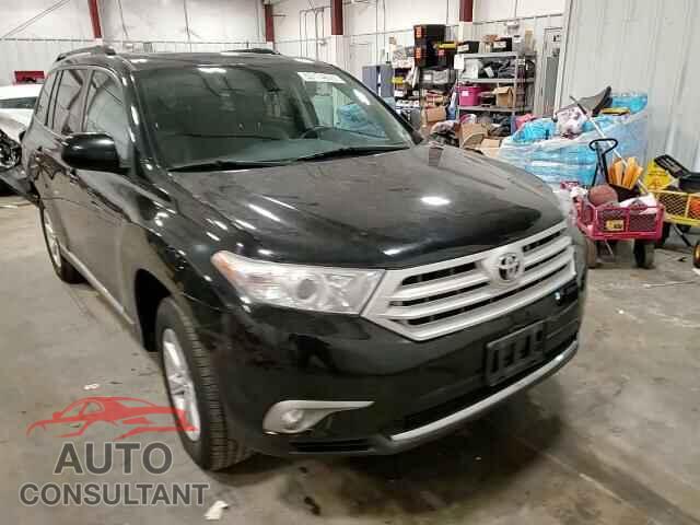 TOYOTA HIGHLANDER 2013 - 5TDBK3EH8DS242525