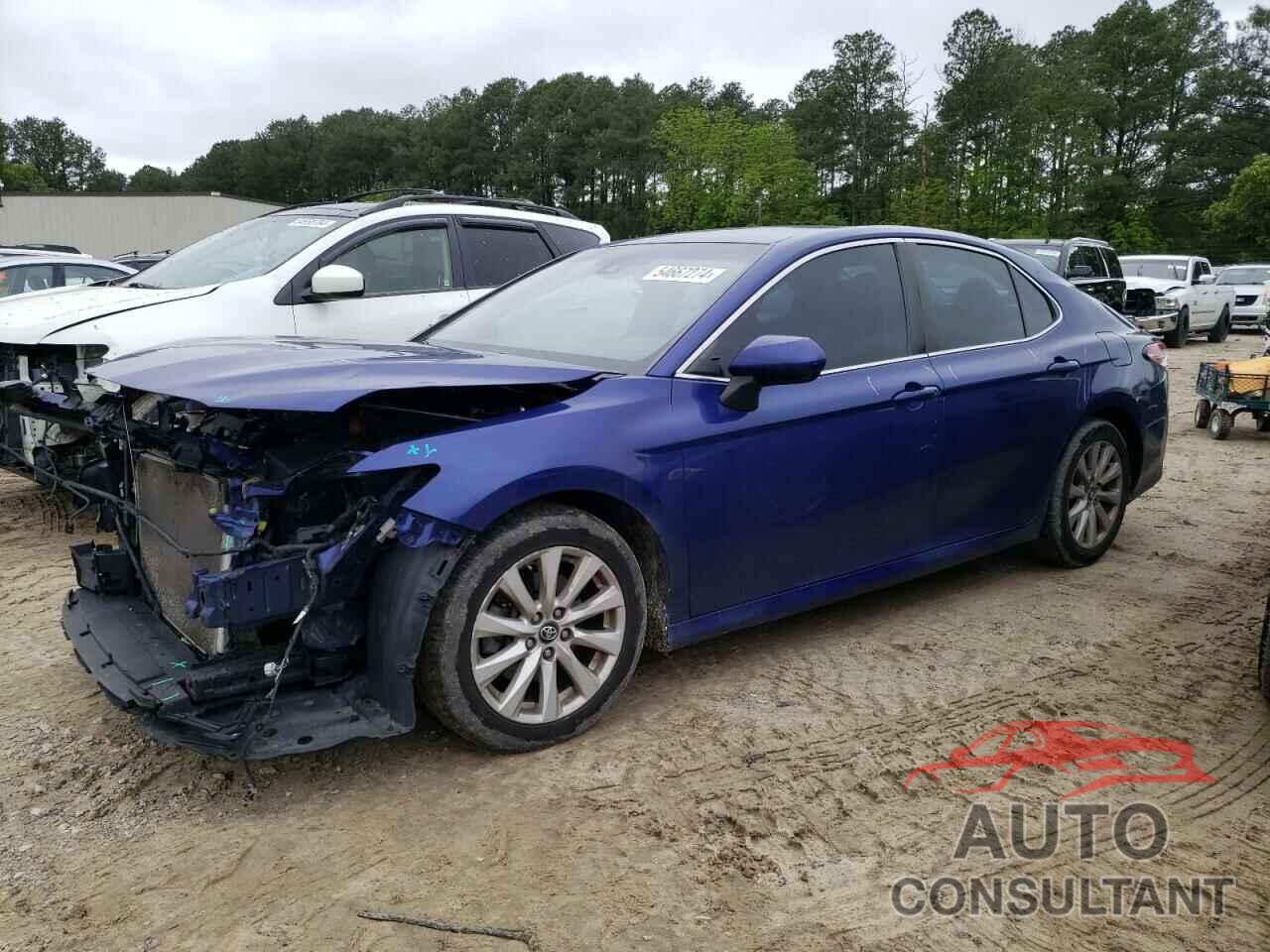 TOYOTA CAMRY 2018 - 4T1B11HK6JU605907