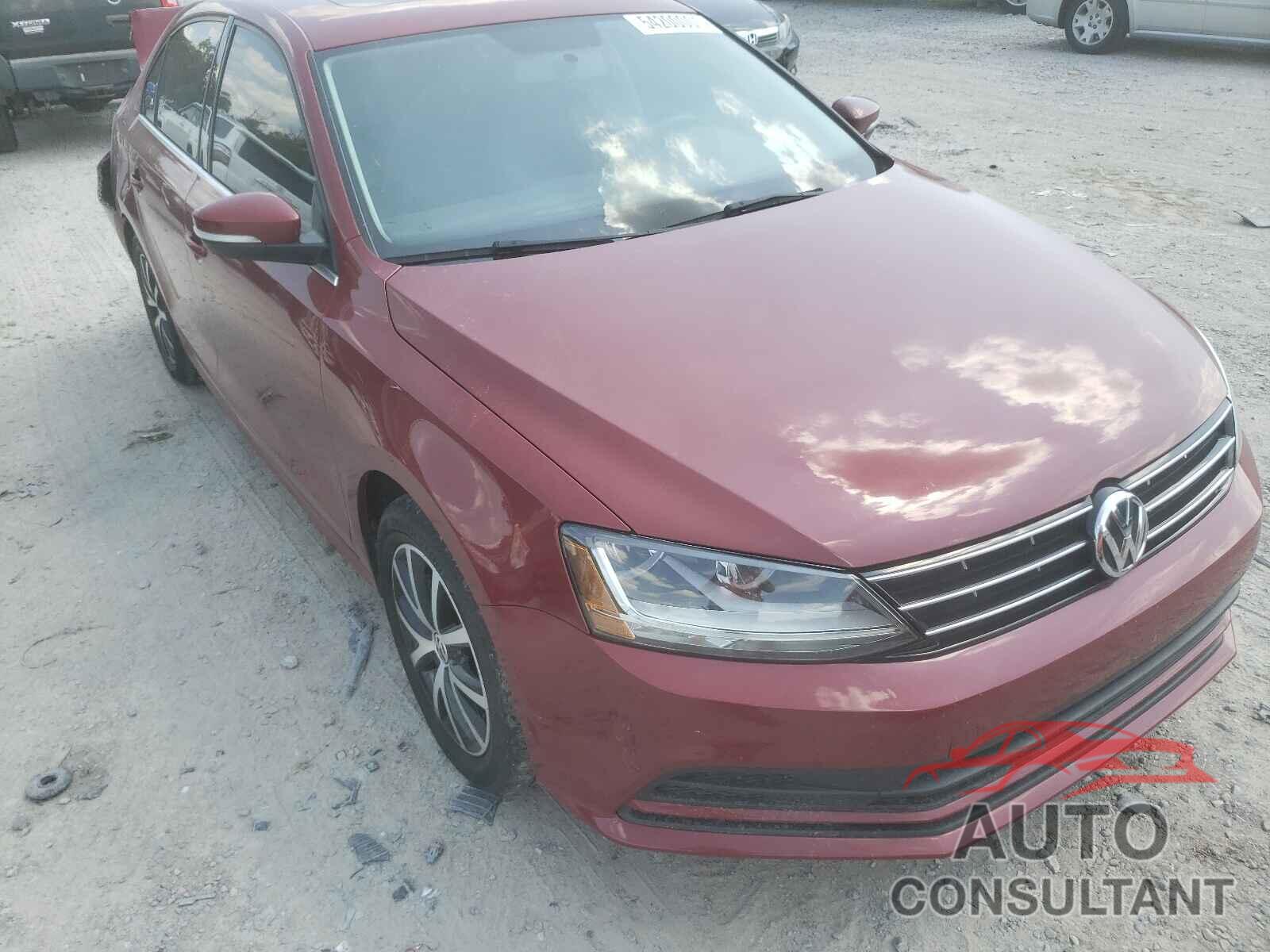 VOLKSWAGEN JETTA 2018 - 3VWDB7AJ5JM261440