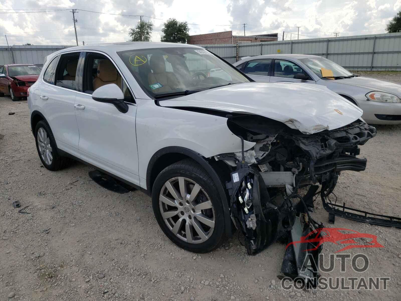 PORSCHE CAYENNE 2016 - WP1AA2A29GKA09273