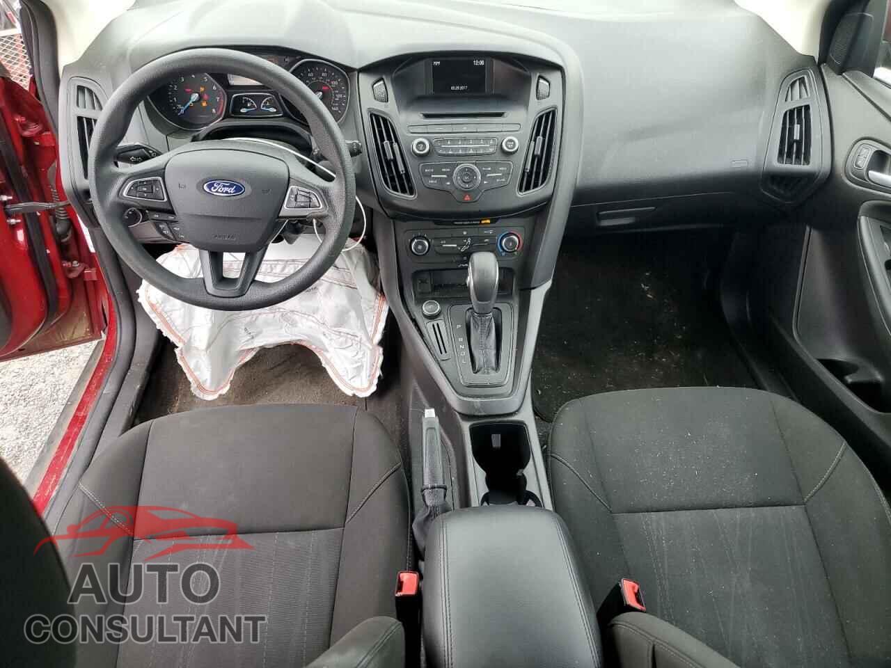 FORD FOCUS 2017 - 1FADP3K25HL314854