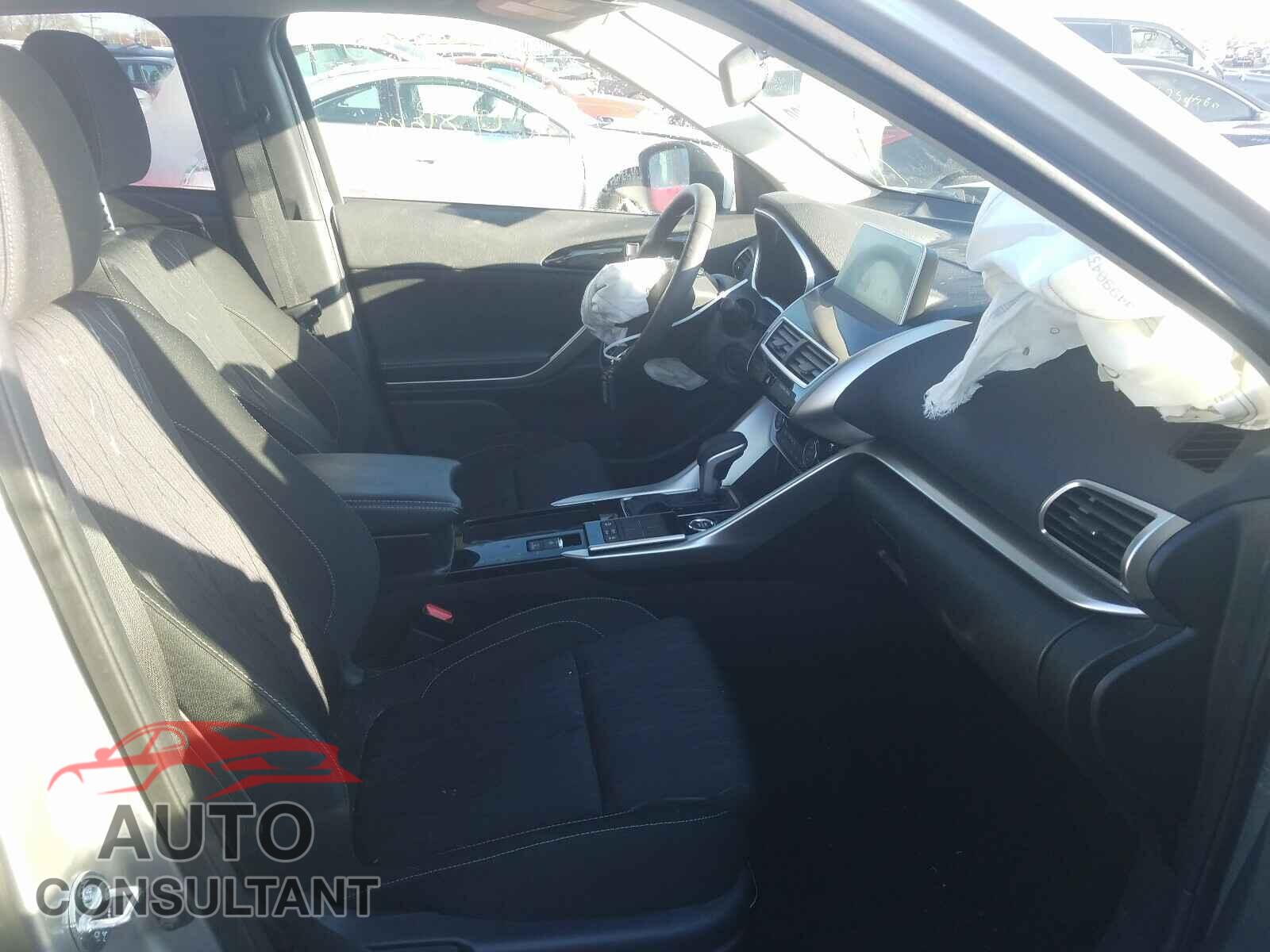 MITSUBISHI ECLIPSE 2018 - JA4AT5AA1JZ062577