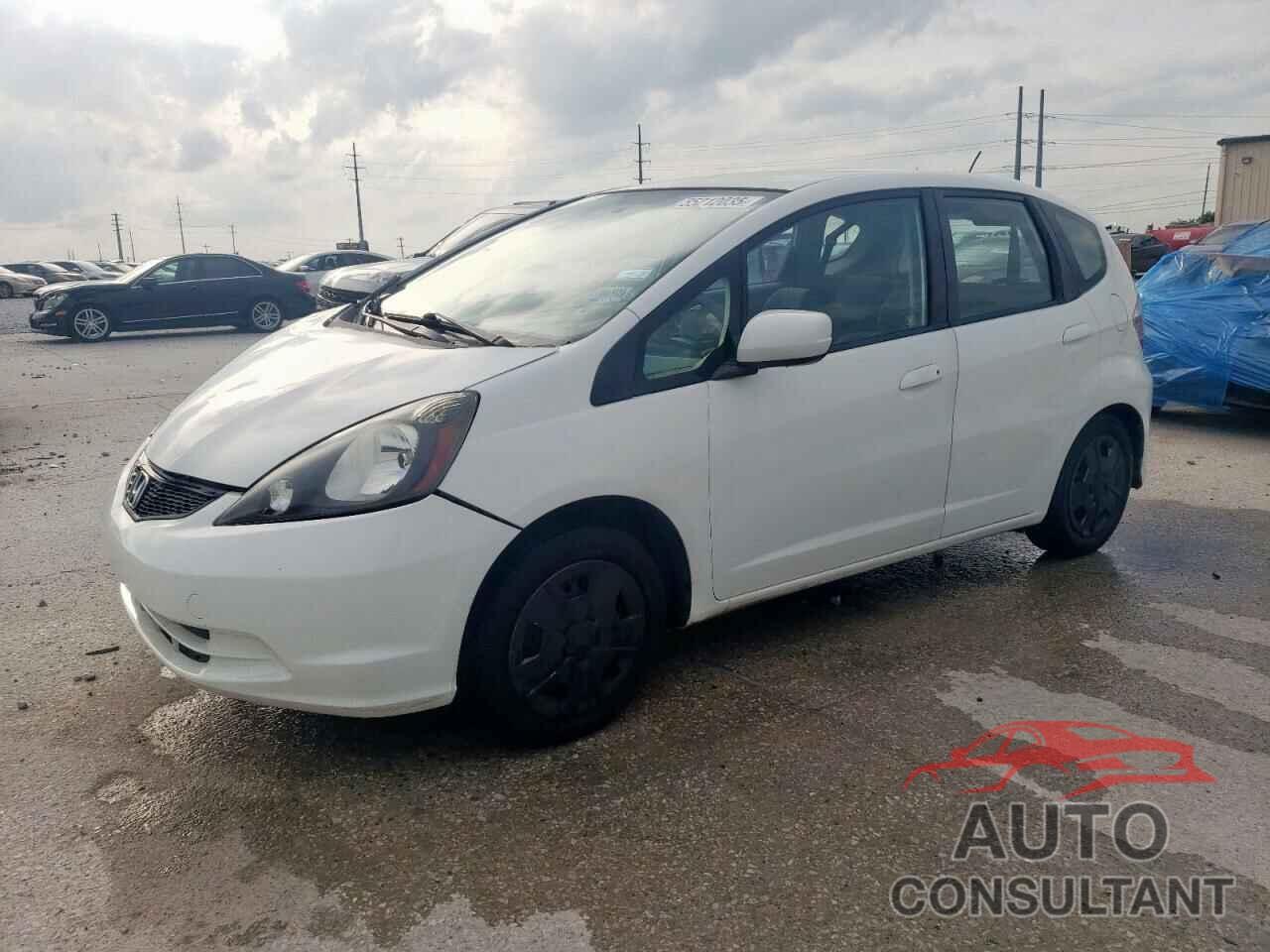 HONDA FIT 2013 - JHMGE8H31DC050695