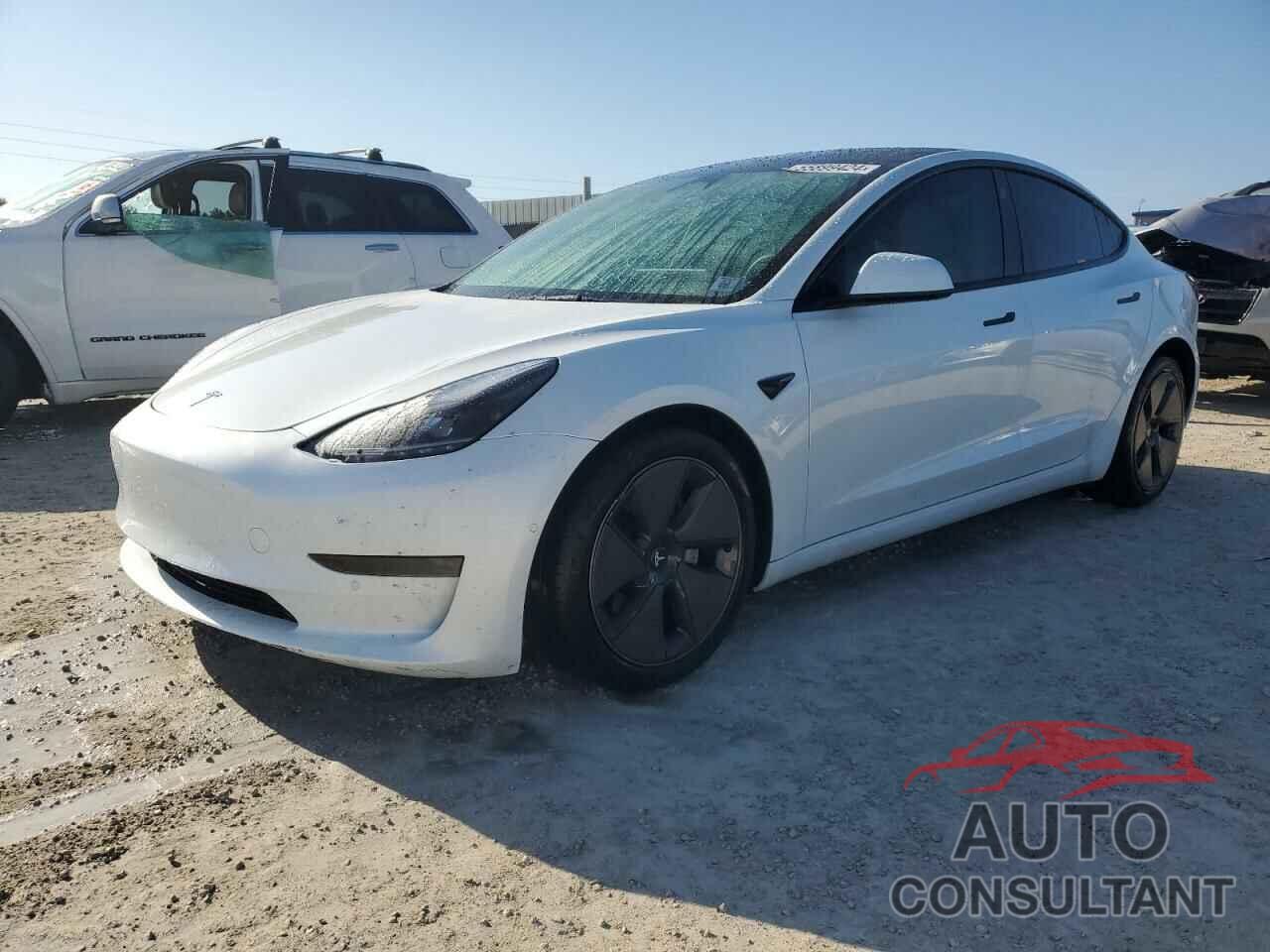 TESLA MODEL 3 2022 - 5YJ3E1EA8NF331424