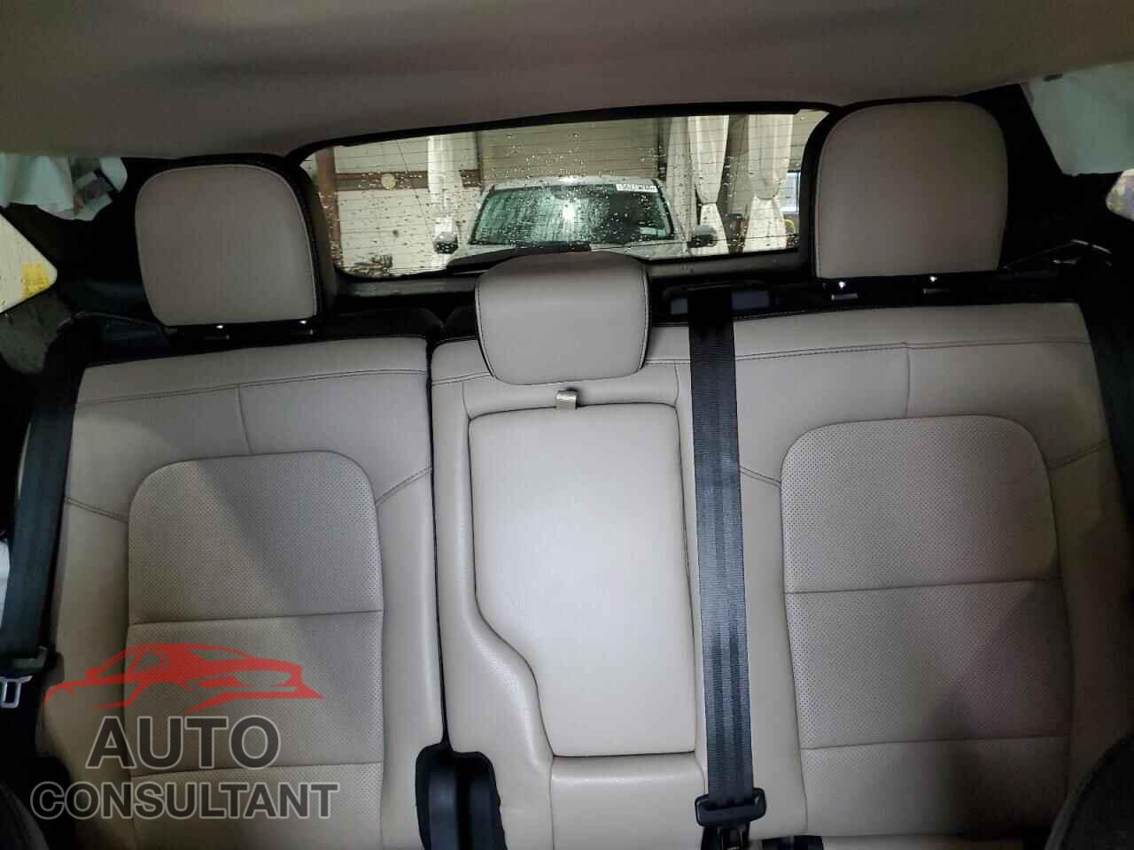 FORD ESCAPE 2020 - 1FMCU9J9XLUA04584