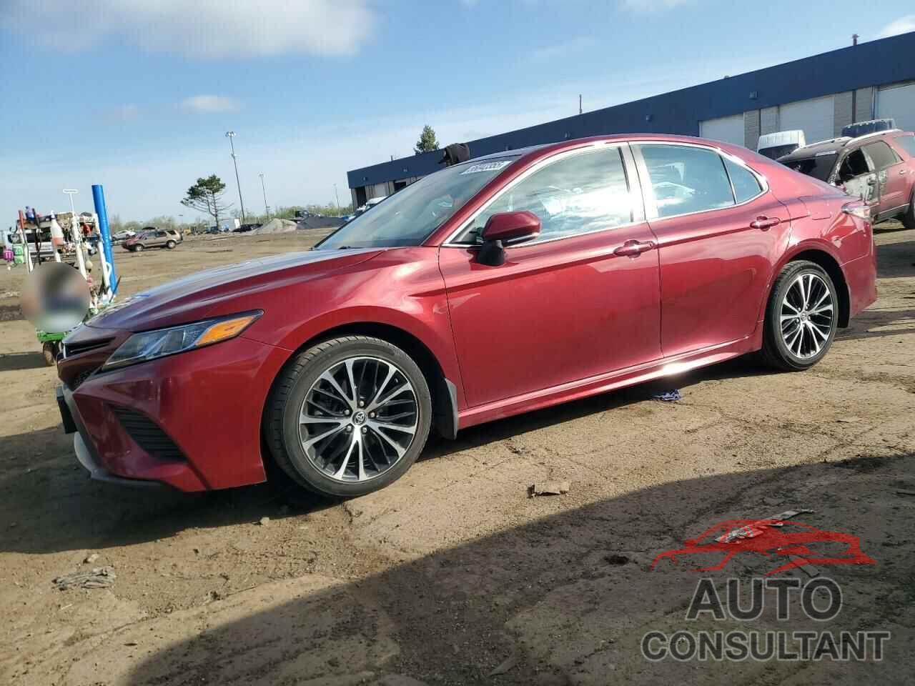 TOYOTA CAMRY 2018 - 4T1B11HK5JU669016