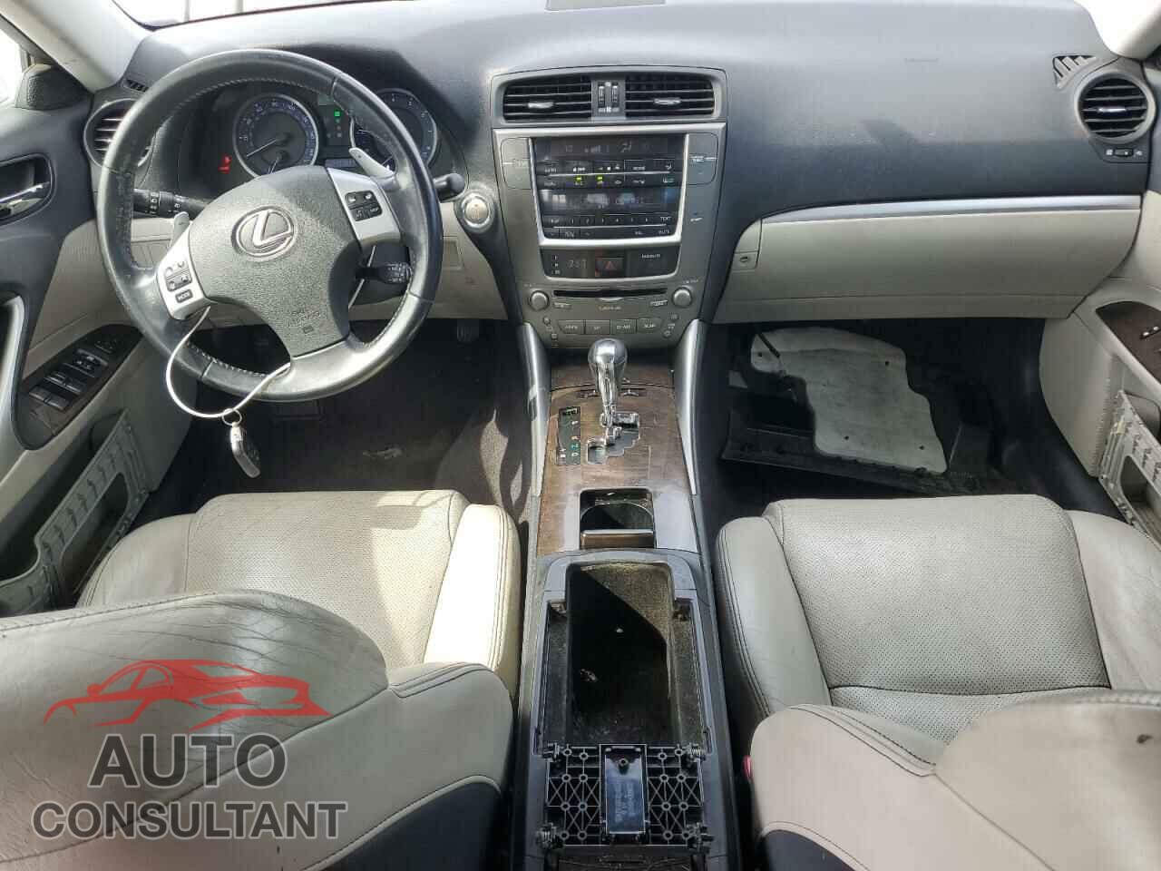 LEXUS IS 2012 - JTHCF5C21C5055245