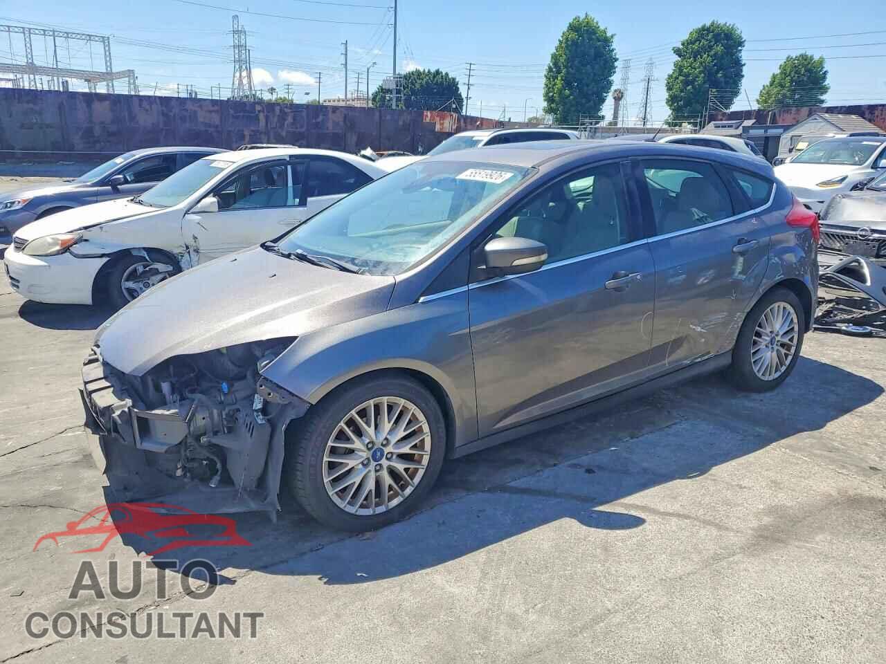 FORD FOCUS 2012 - 1FAHP3M20CL287635