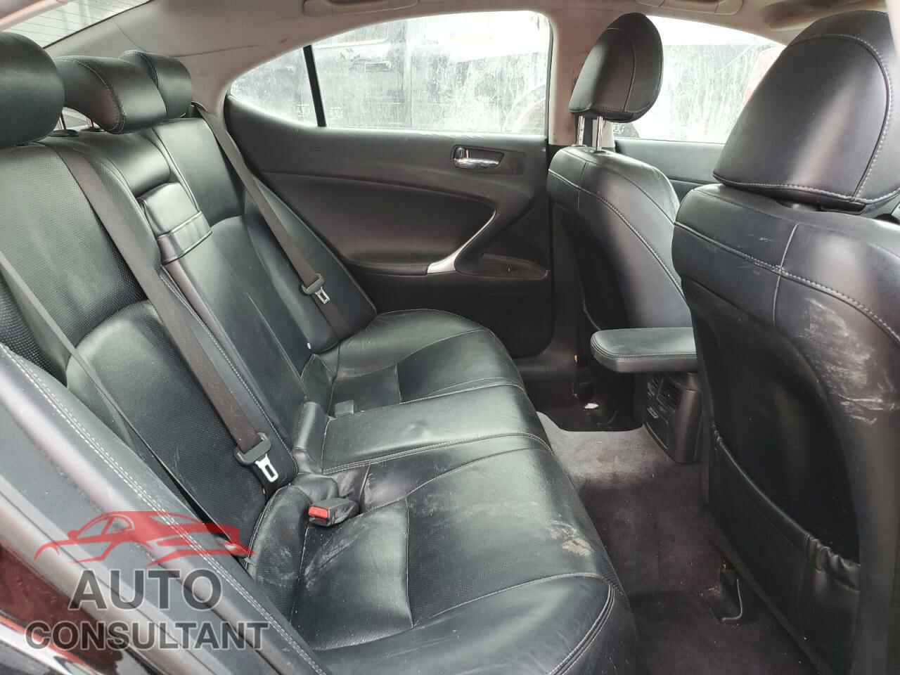 LEXUS IS 2011 - JTHBF5C23B5138637