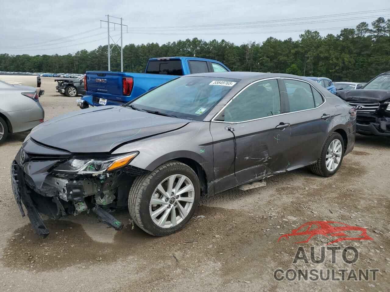 TOYOTA CAMRY 2022 - 4T1C11AK5NU009532