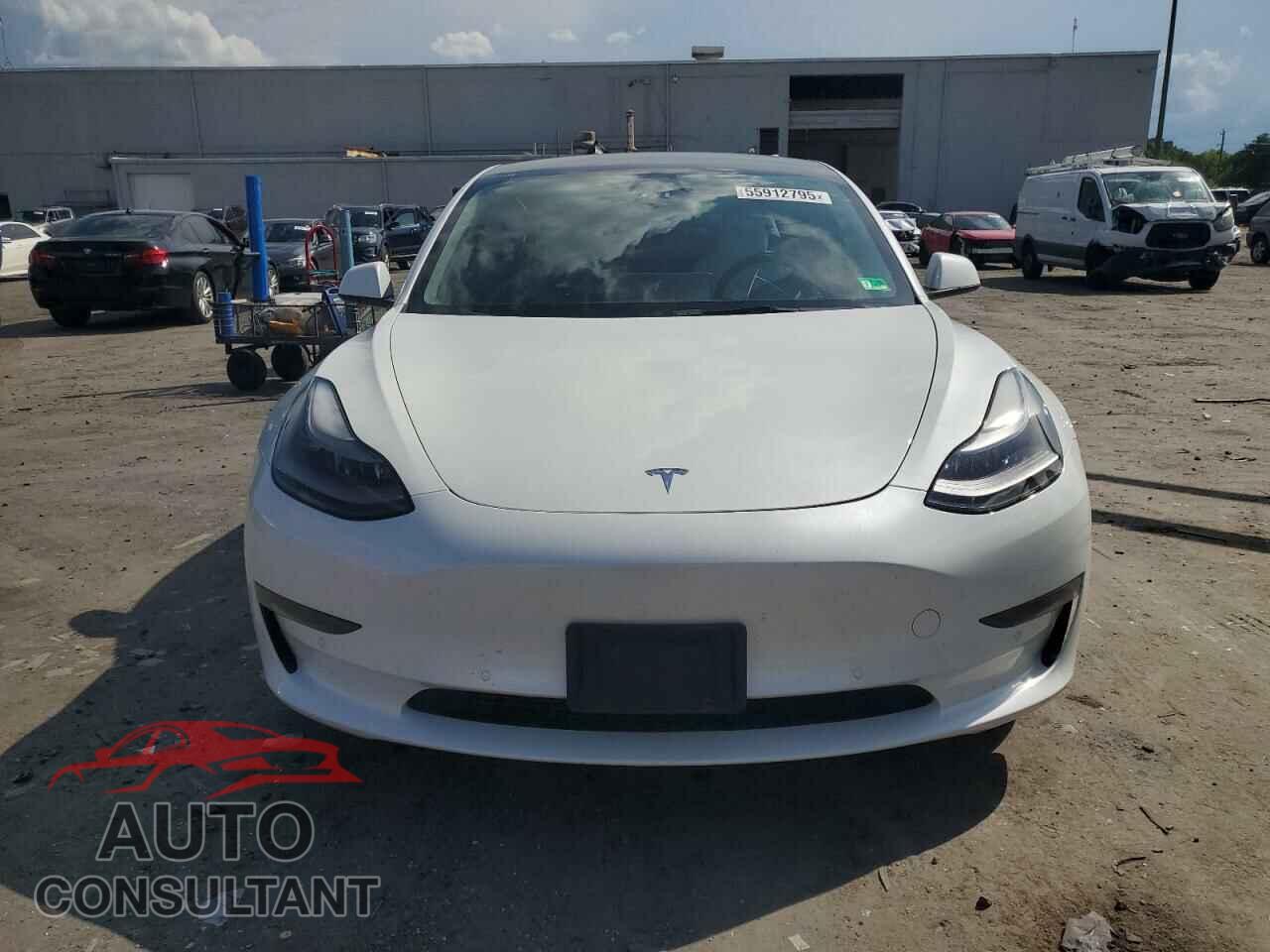 TESLA MODEL 3 2021 - 5YJ3E1EA5MF089562