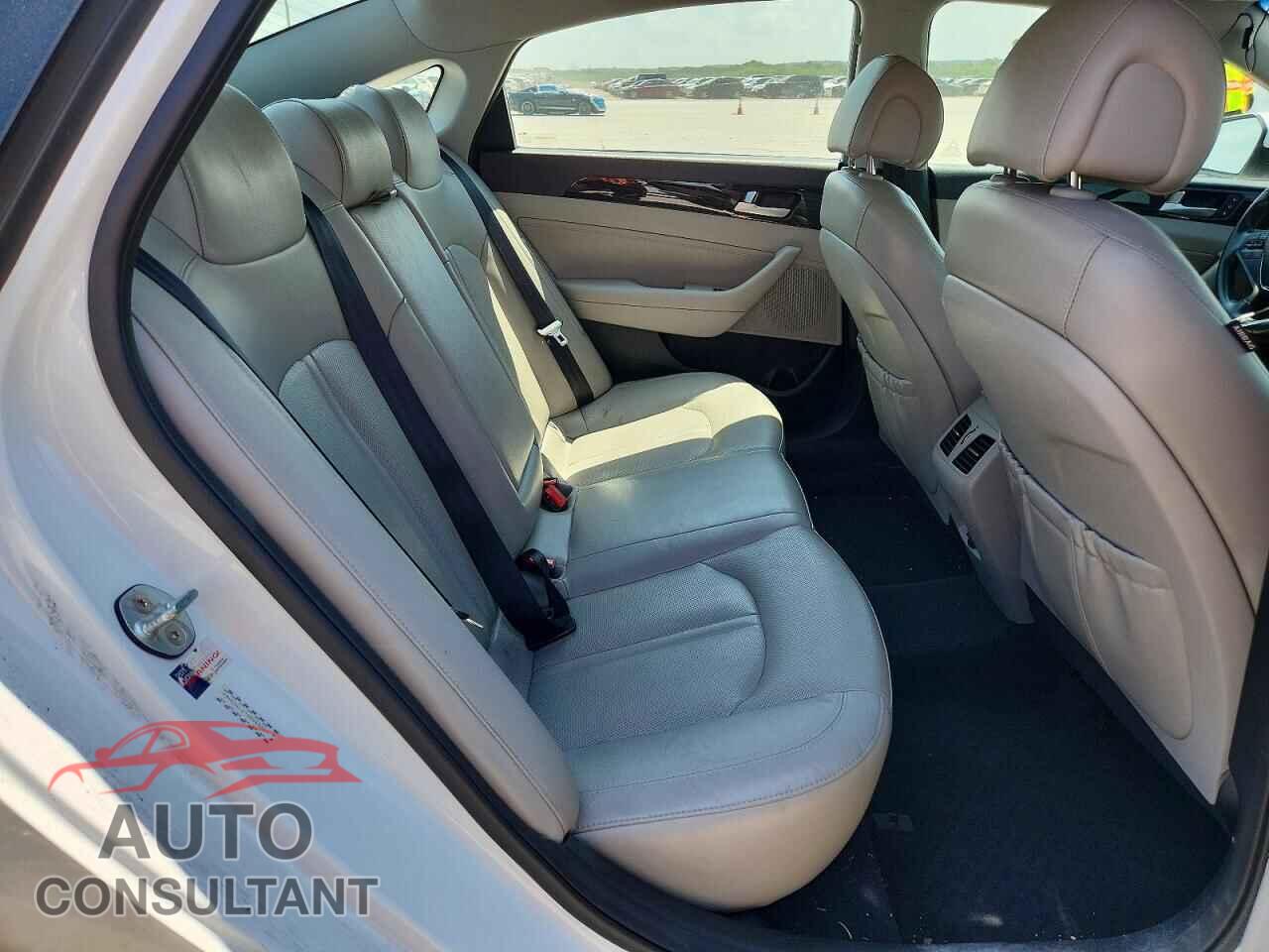 HYUNDAI SONATA 2017 - KMHE54L21HA043551