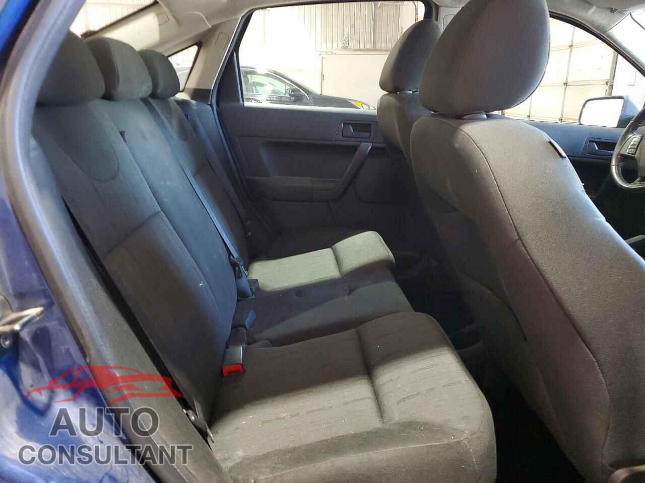 FORD FOCUS 2009 - 1FAHP35N49W123787