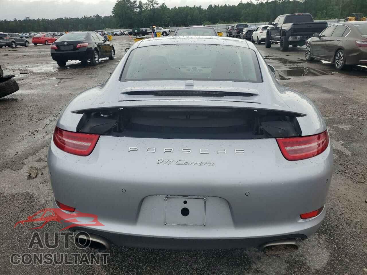 PORSCHE 911 2015 - WP0AA2A90FS106536