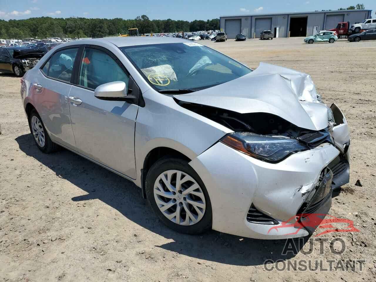 TOYOTA COROLLA 2018 - 5YFBURHE3JP783176