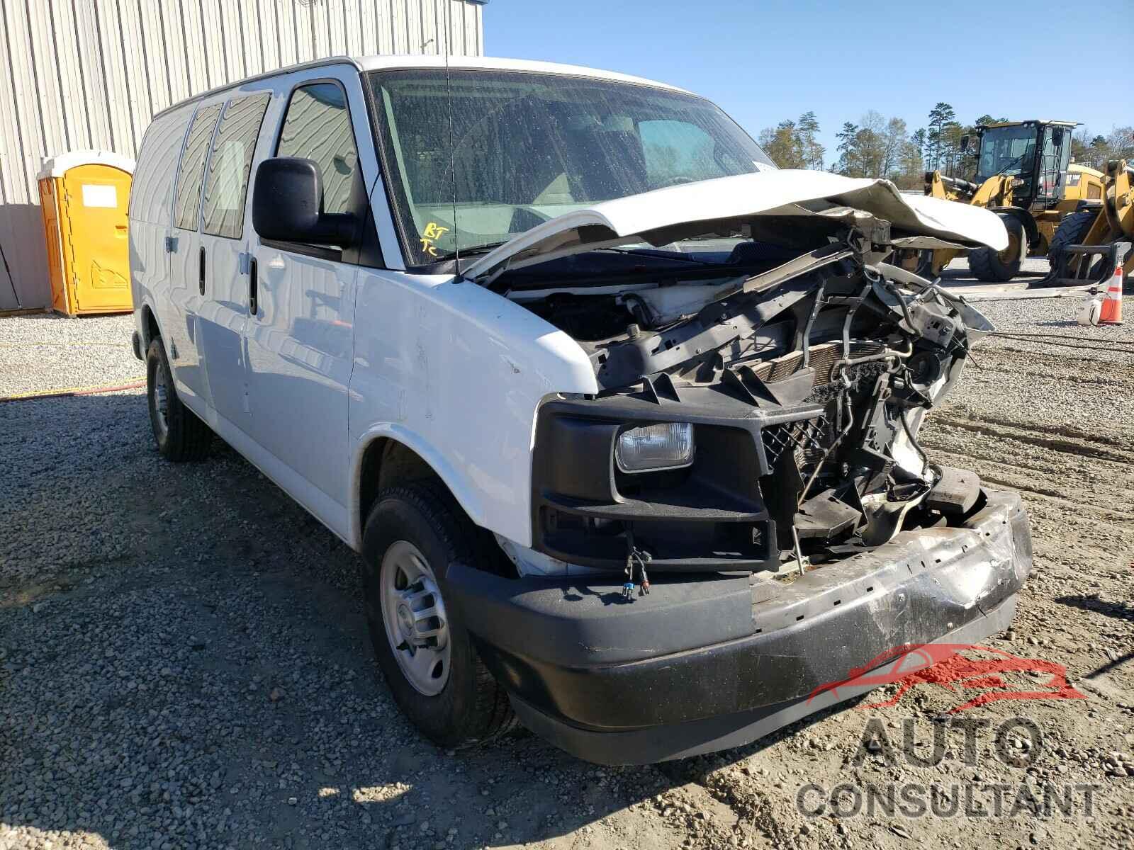 CHEVROLET EXPRESS 2017 - 1GCWGAFG4H1171131