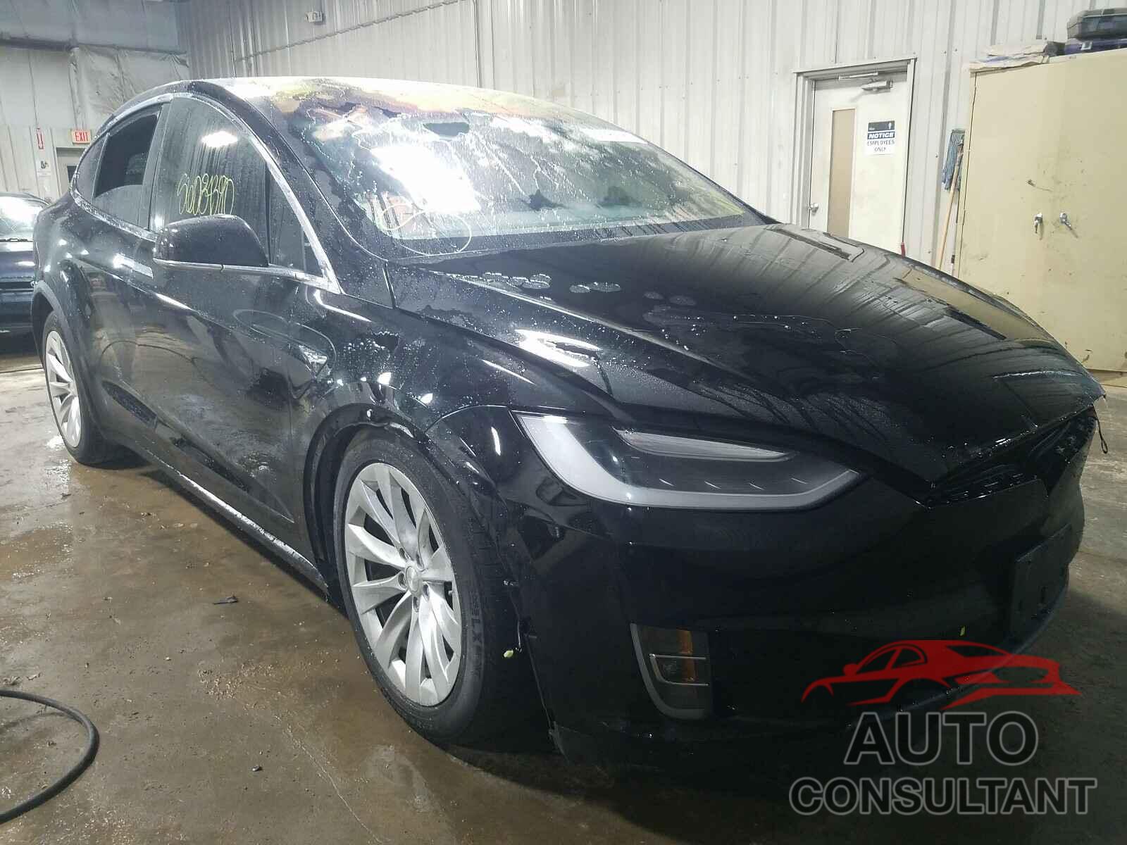 TESLA MODEL X 2017 - 5YJXCDE28HF065912