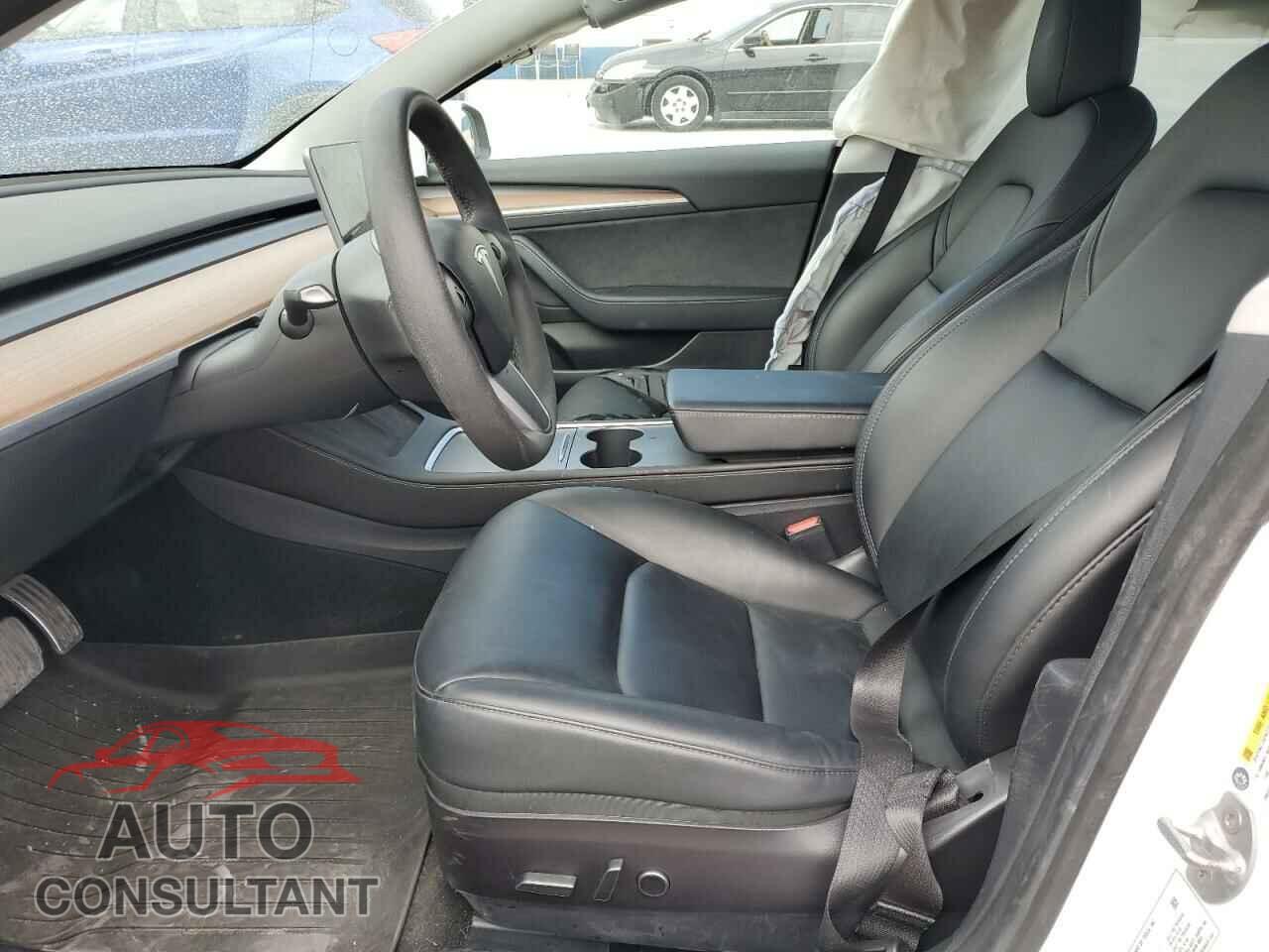 TESLA MODEL 3 2021 - 5YJ3E1EA1MF997586