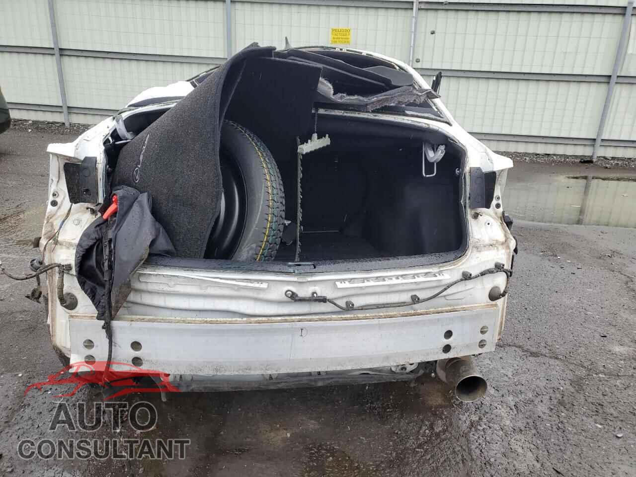 LEXUS IS 2016 - JTHBE1D29G5024871