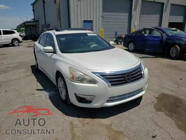 NISSAN ALTIMA 2014 - 1N4AL3AP1EC181663