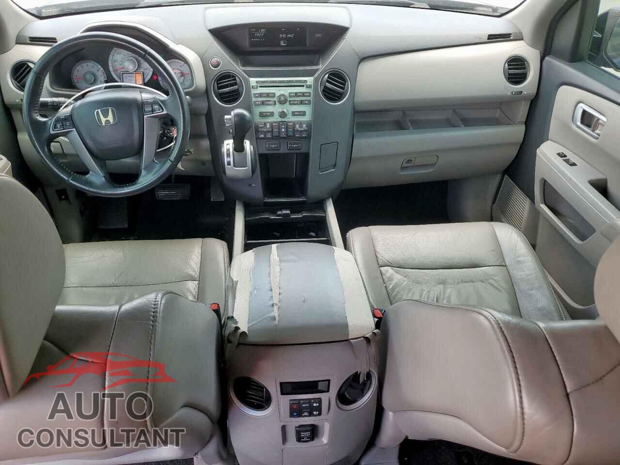 HONDA PILOT 2011 - 5FNYF3H57BB041846