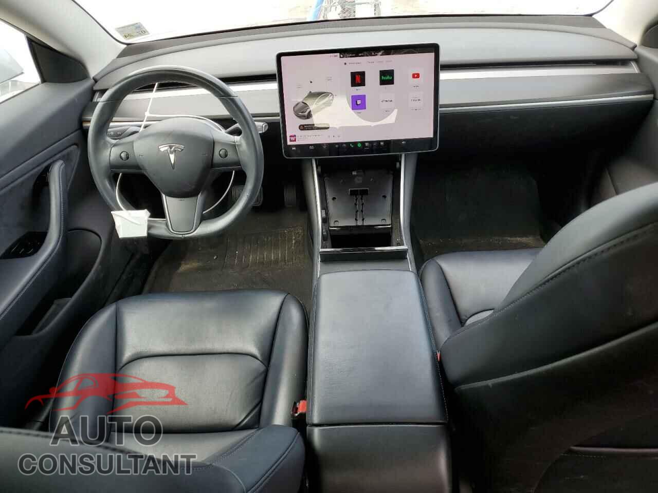 TESLA MODEL 3 2018 - 5YJ3E1EA9JF017923