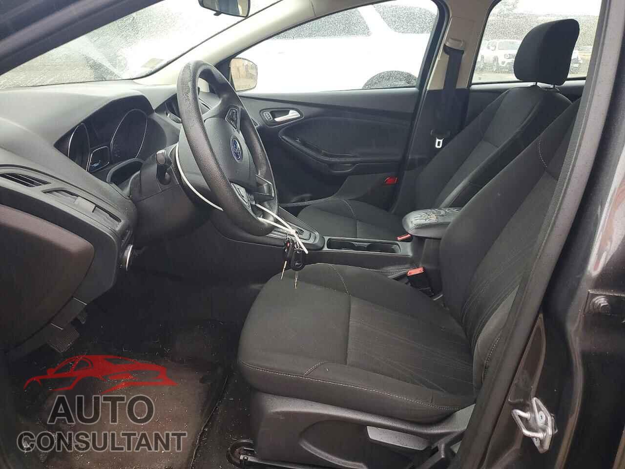FORD FOCUS 2016 - 1FADP3F23GL390193