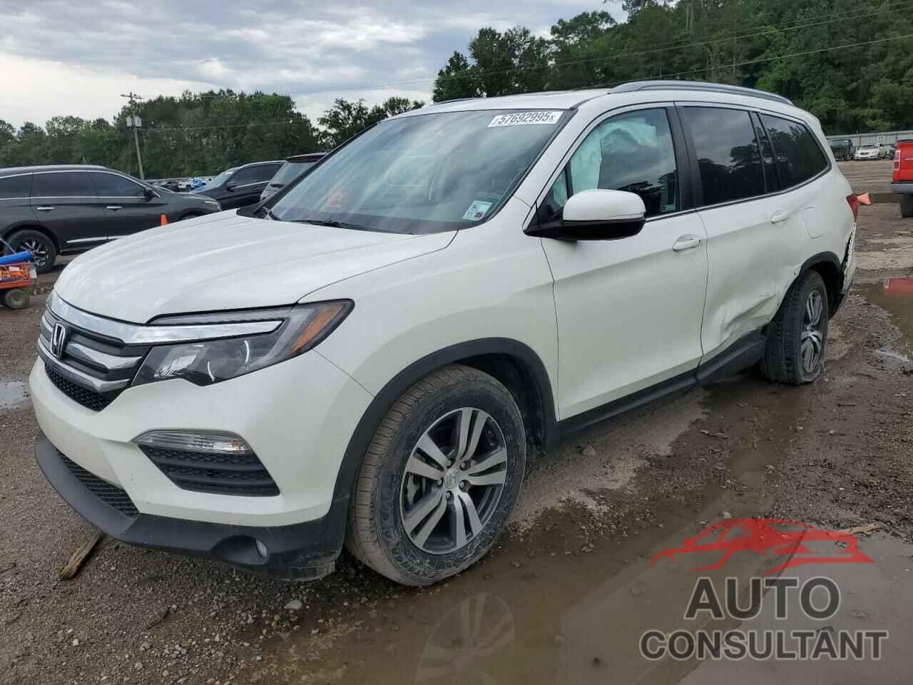 HONDA PILOT 2018 - 5FNYF5H52JB023815